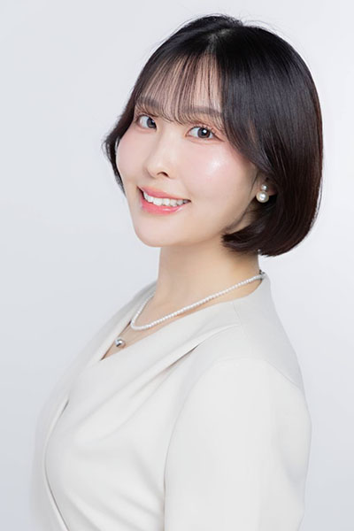 皆月 沙耶