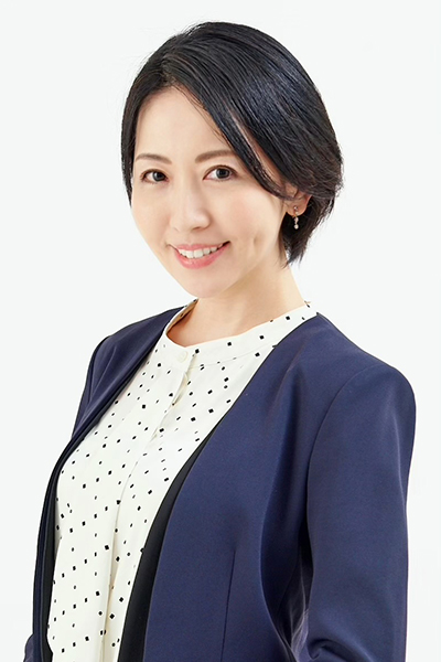 円城寺 佳子